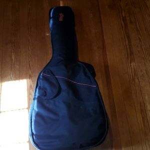 Guitar carrying case and backpack